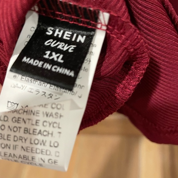 BOGO! ❤️NWOT SHEIN❤️ Top - Picture 9 of 10